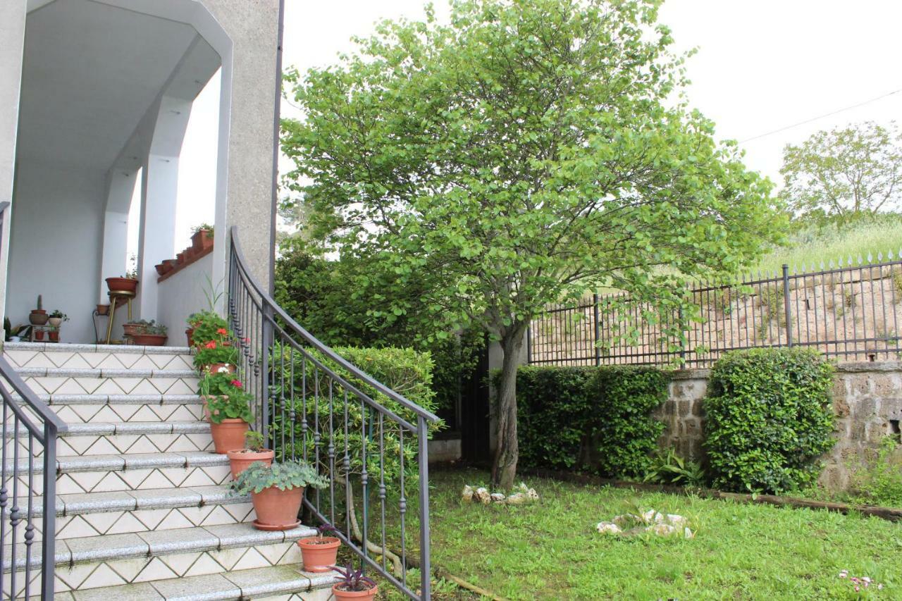 Libro Di Sogni - B&B Letterario Caserta Vecchia Exterior foto